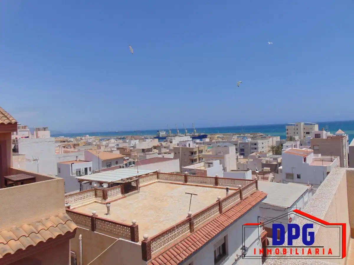 Vista exterior de Apartamento en venta en Garrucha con Aire acondicionado y Amueblado