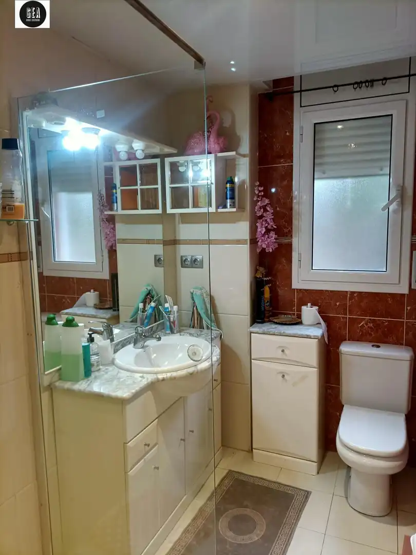 Baño de Casa o chalet en venta en Vilanova de Segrià con Aire acondicionado, Calefacción y Jardín privado