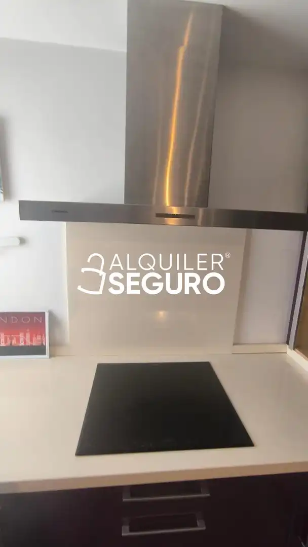 Wohnung zur Miete in Dos Hermanas mit Klimaanlage, Terrasse und Schwimmbad