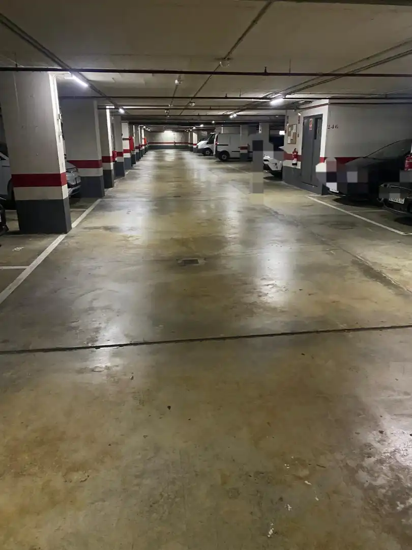 Einzelparkplatz zum Verkauf in Avinguda de Can Marcet 30, imagen 3