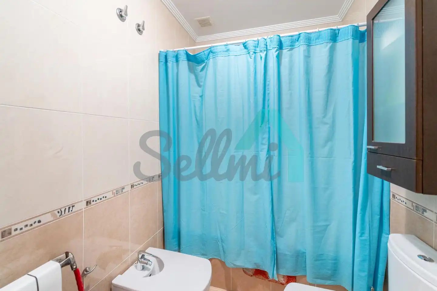 Baño de Piso en venta en Tineo con Calefacción, Parquet y Trastero