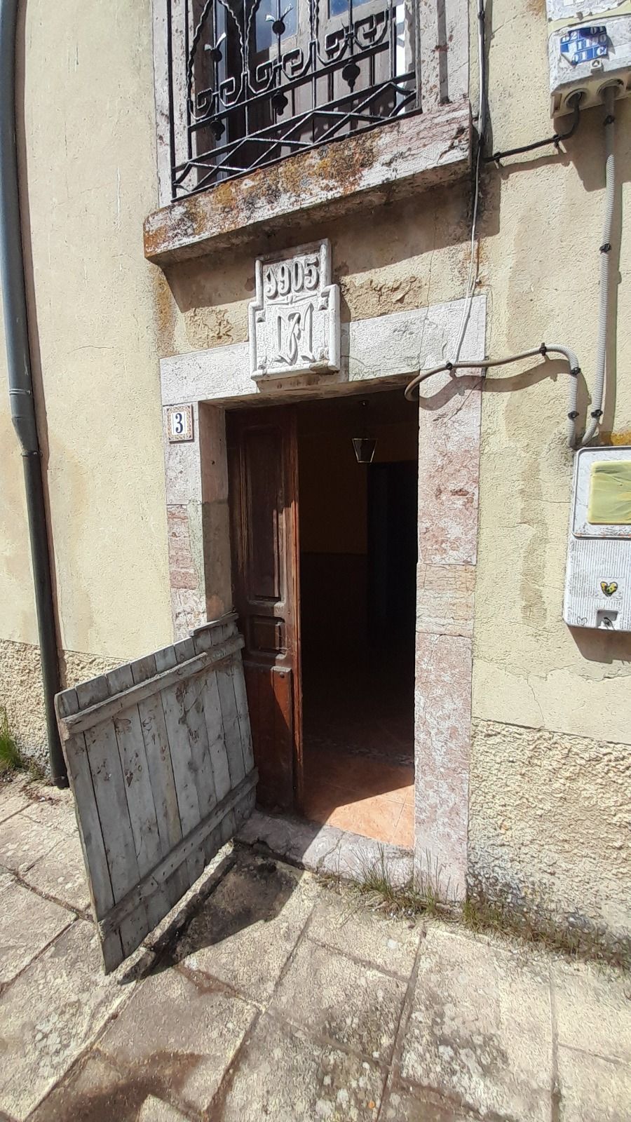 Single-family semi-detached for sale in Cármenes  with Private garden