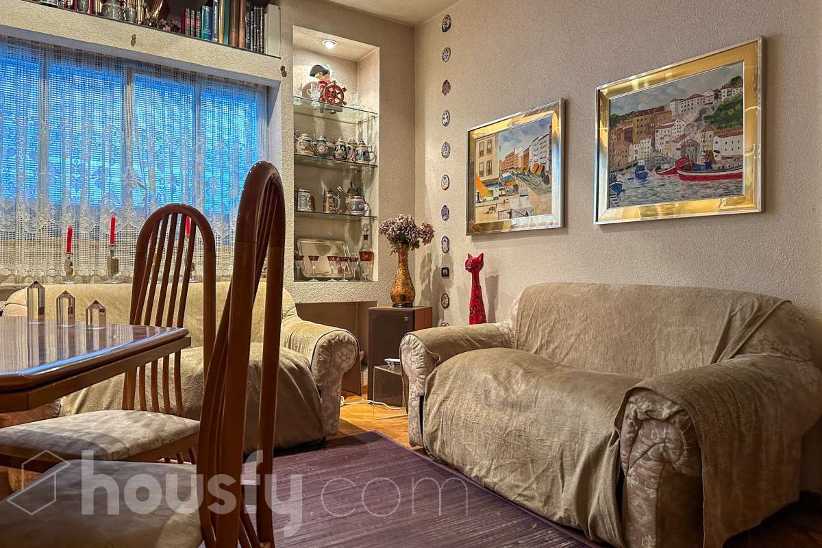 Flat for sale in C. Juan Montalvo, Ciudad Universitaria