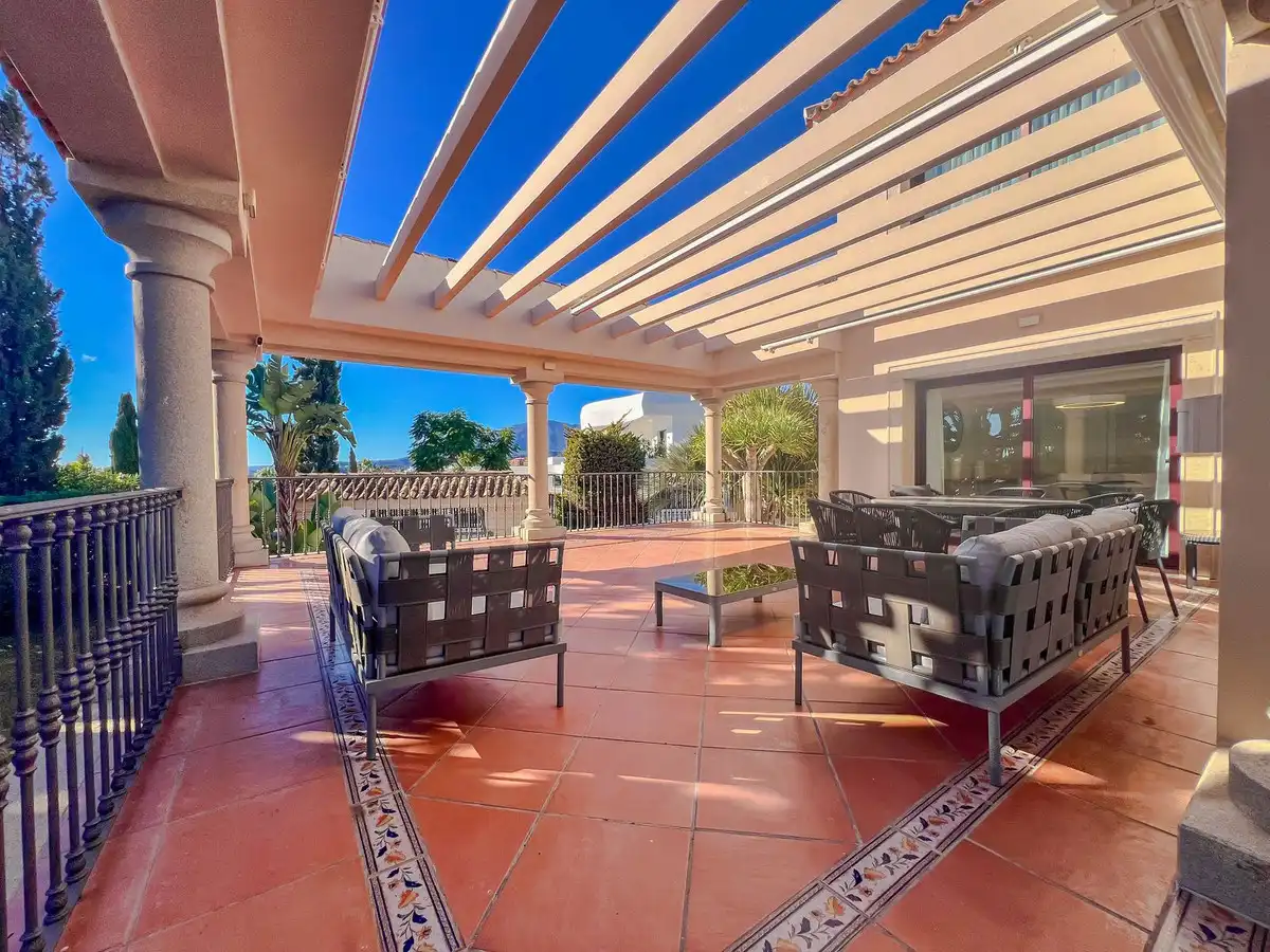 Terraza de Casa adosada en venta en Benahavís con Aire acondicionado y Terraza