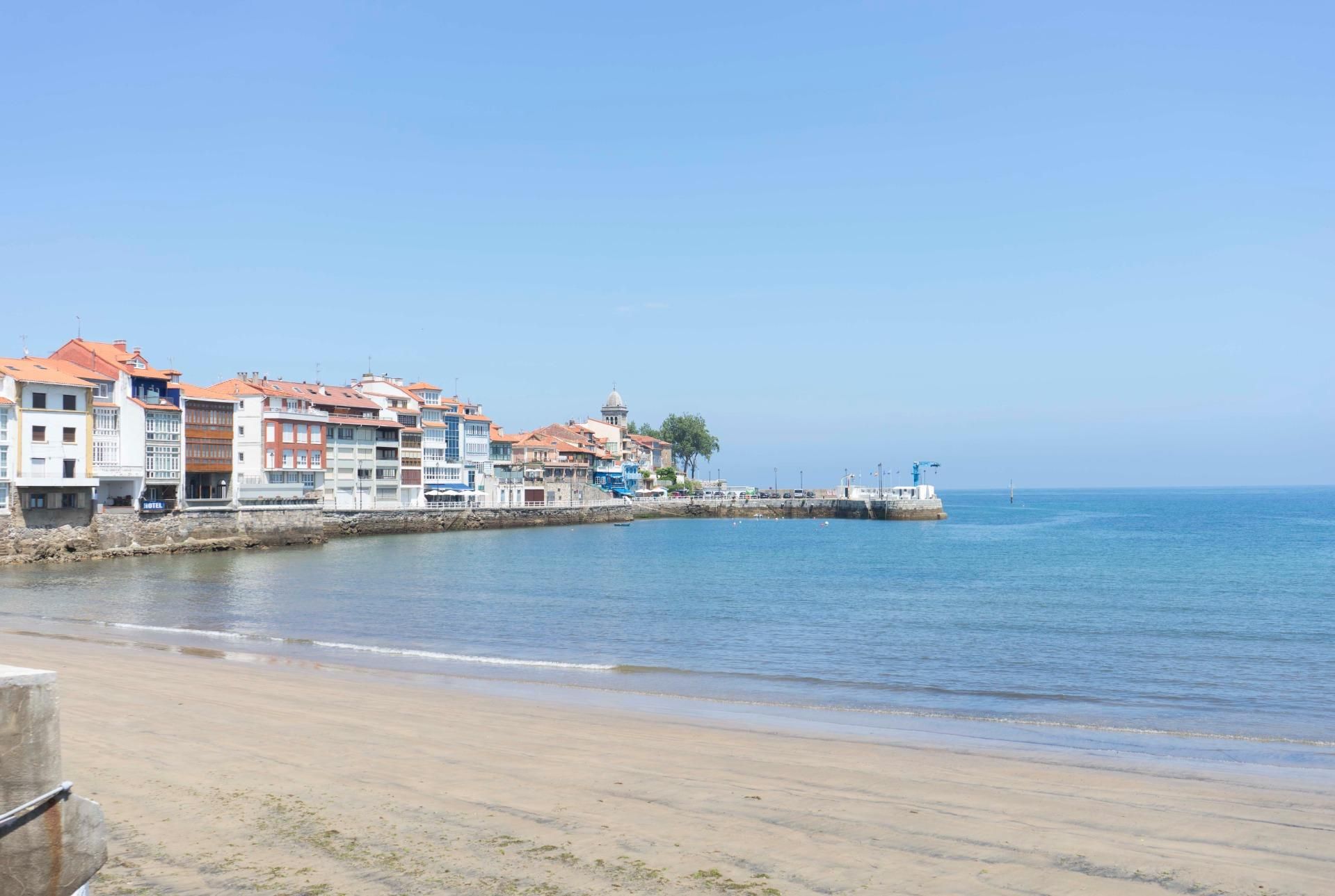 Exterior view of Flat for sale in Gozón  with Heating, Storage room and Furnished