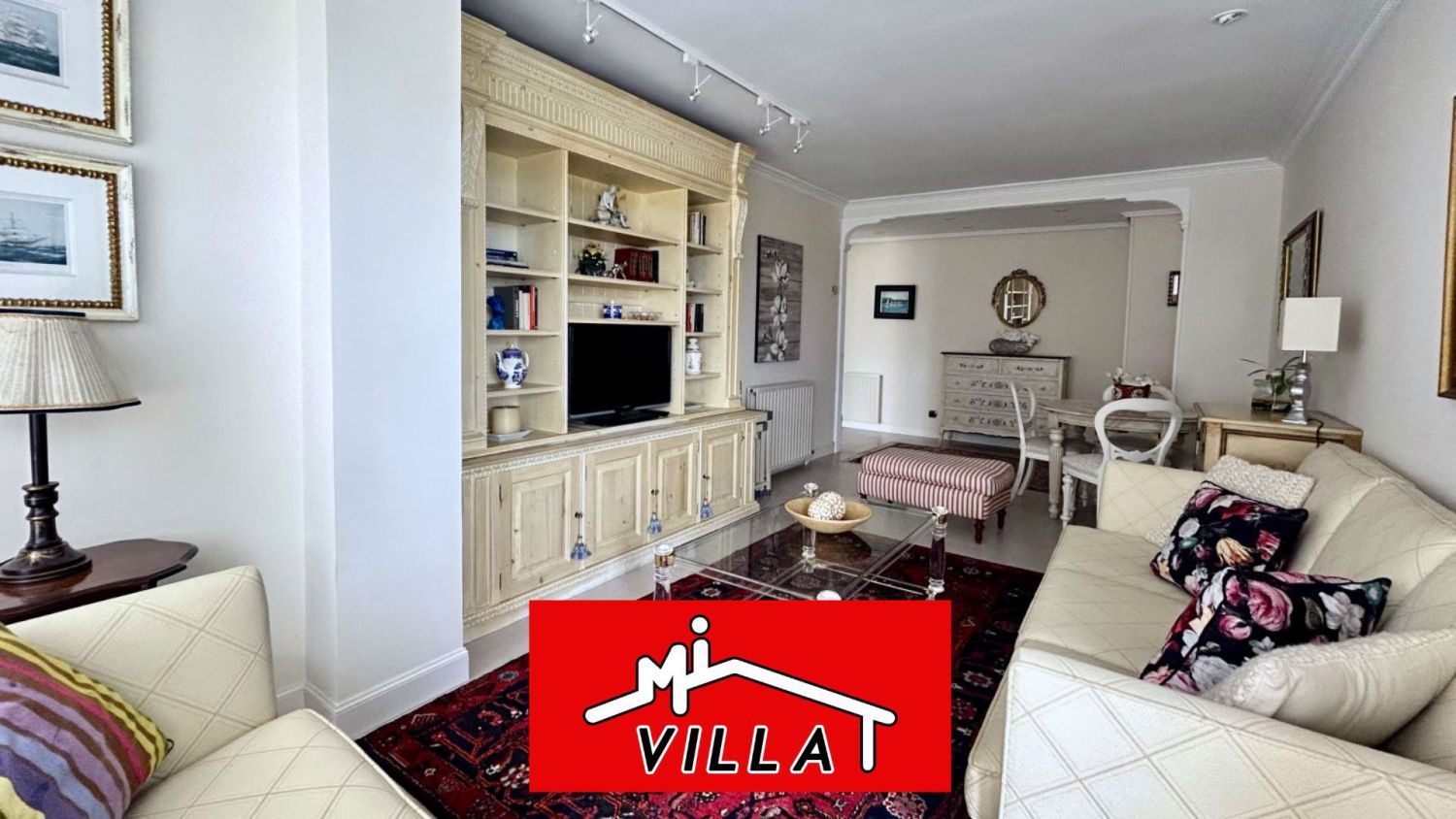 Living room of Flat for sale in Laredo  with Heating, Terrace and Furnished