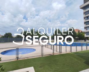 Swimming pool of Flat to rent in  Madrid Capital  with Air Conditioner, Heating and Storage room