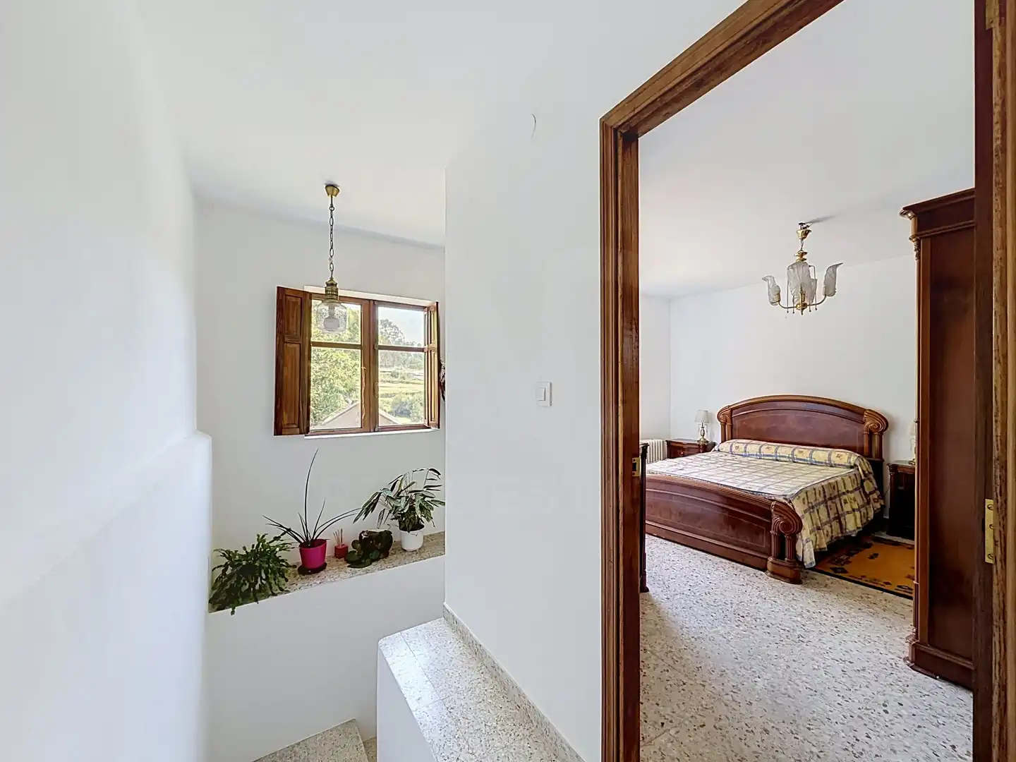 Dormitori de Casa o xalet en venda en Pontevedra Capital  amb Calefacció i Terrassa