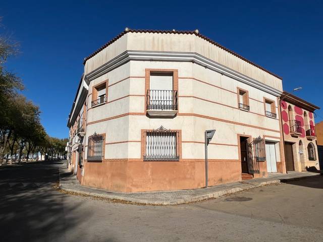 Casa adosada en Venta en Calle DE LA AMISTAD en La Solana