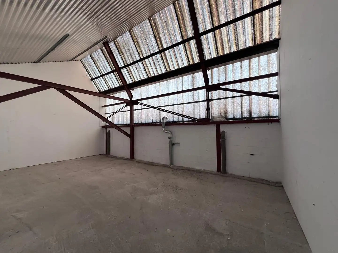 Fabrikhallen zur Miete in Llanera