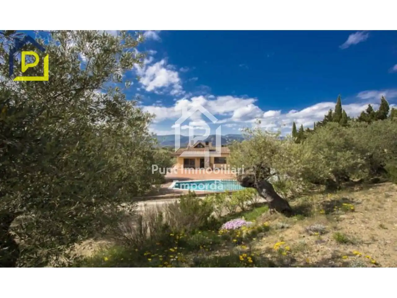 Vista exterior de Casa o chalet en venta en Sant Climent Sescebes con Calefacción, Jardín privado y Terraza