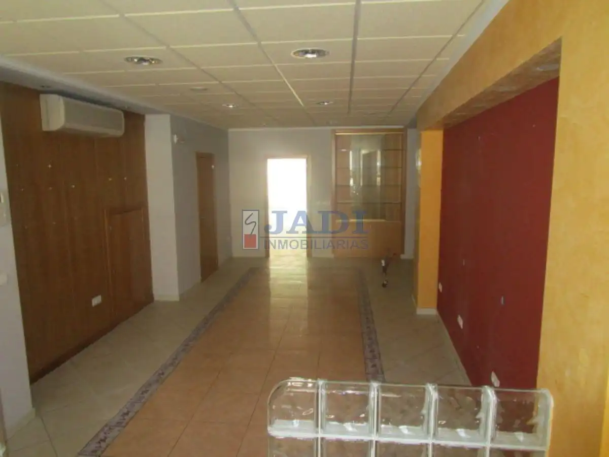 Local comercial de lloguer a Valdepeñas, imagen 8