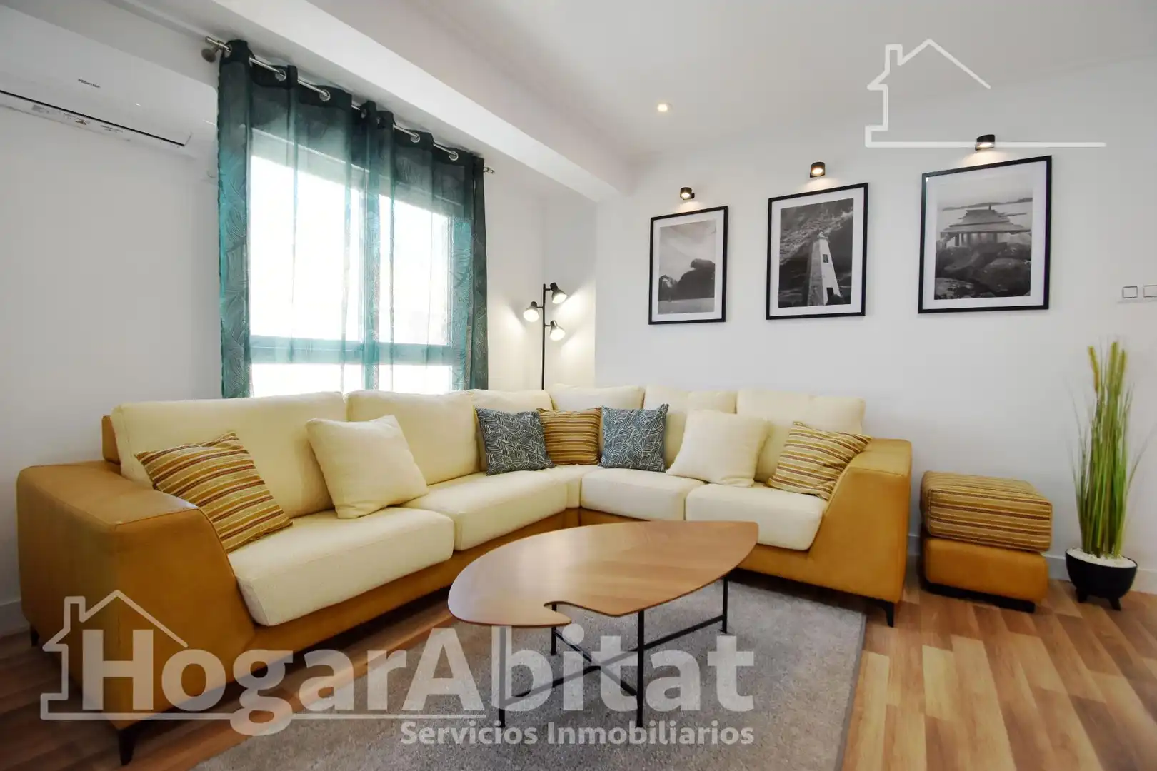 Living room of Flat for sale in Cullera  with Air Conditioner, Terrace and Furnished
