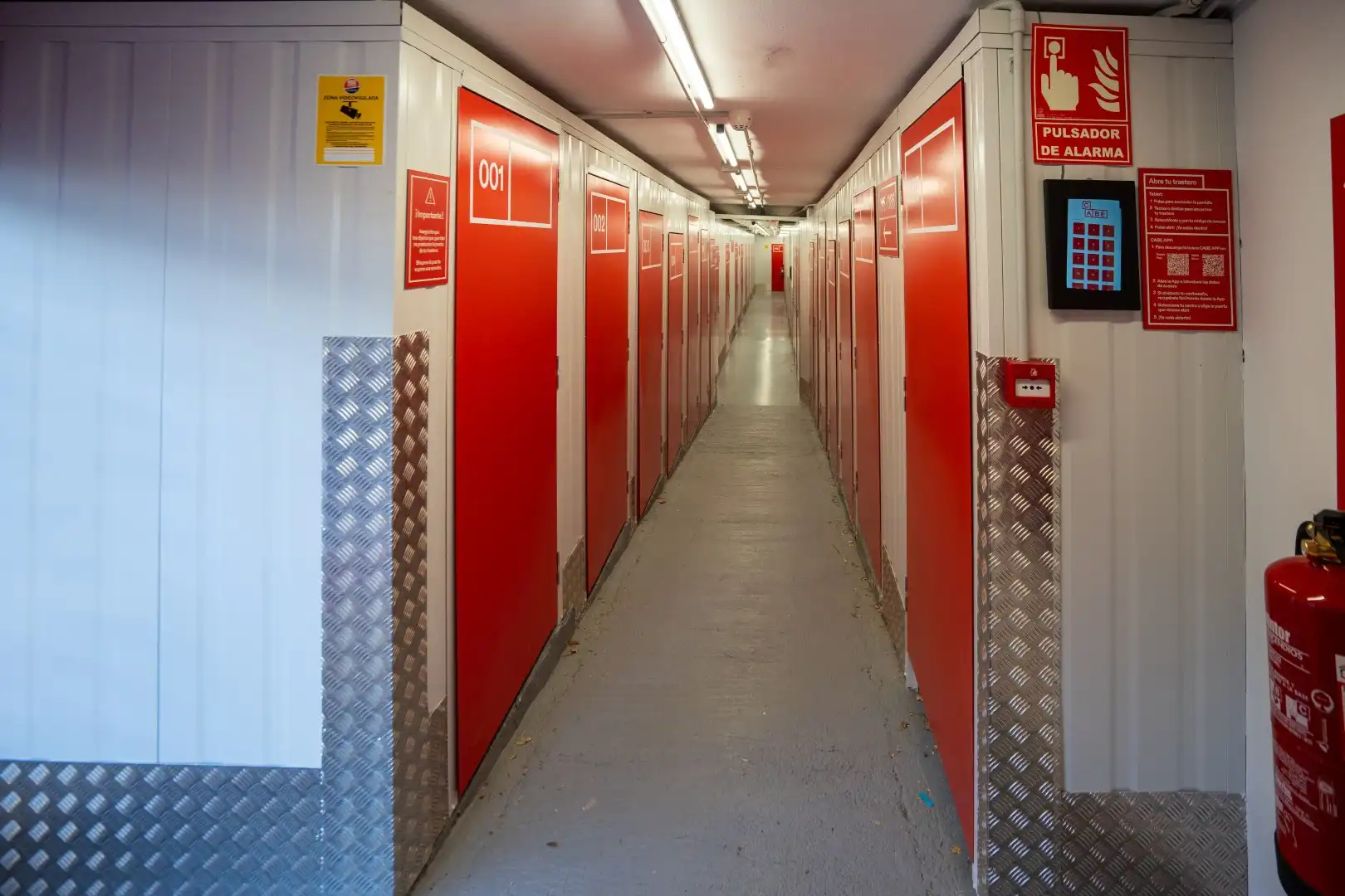 Storage room for rent in Barcelona  with Alarm