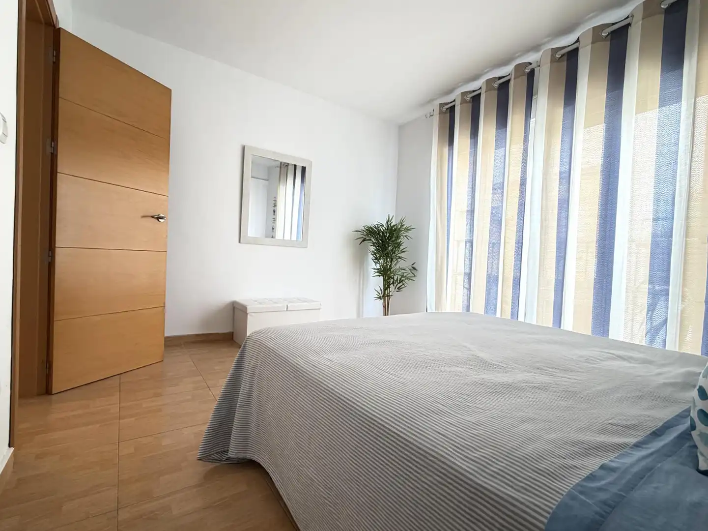 Dormitori de Casa o xalet de lloguer en Don Benito amb Aire condicionat, Terrassa i Moblat