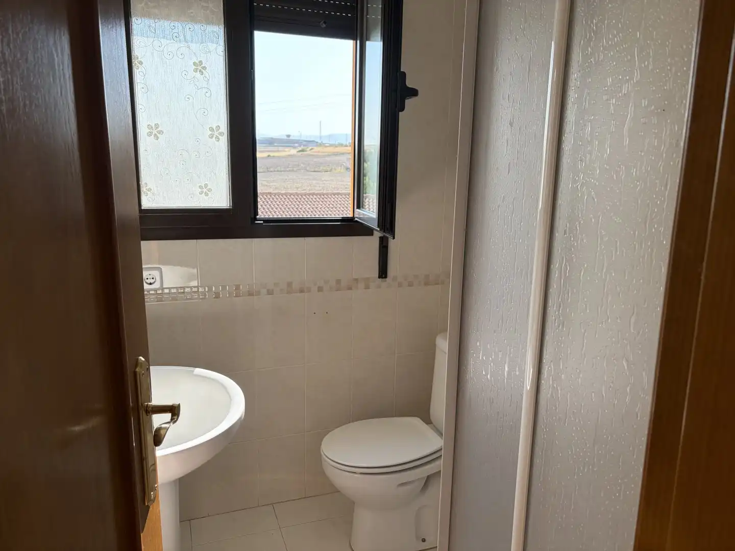 Bathroom of Detached homes for sale in Segovia  with Heating and Private garden