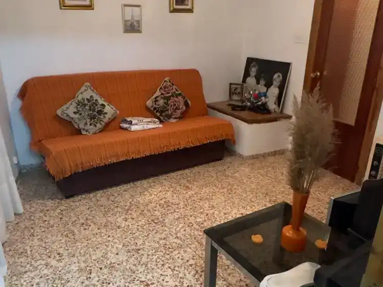 Sala d'estar de Pis en venda en Gea de Albarracín amb Traster i Moblat