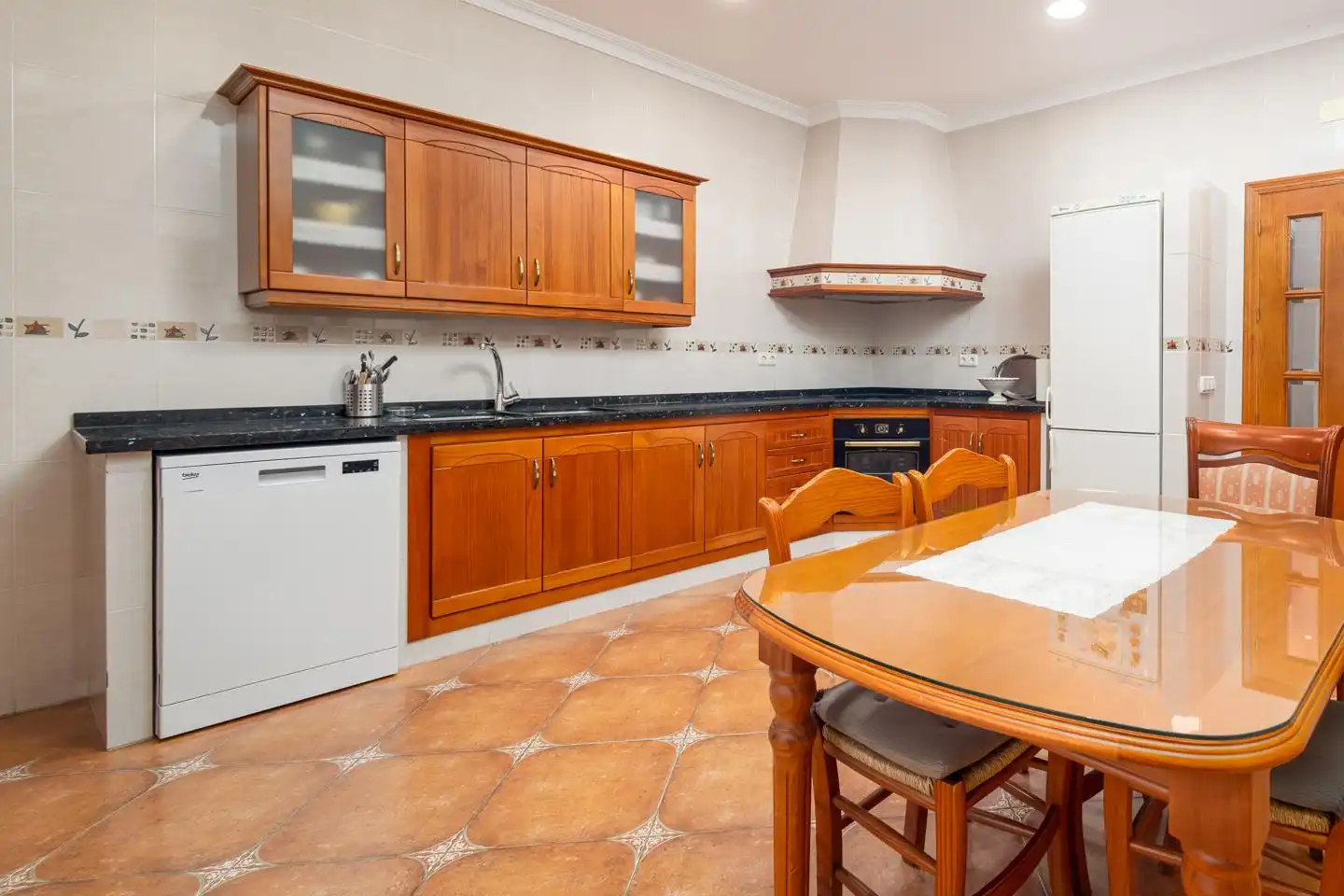 Cocina de Planta baja en venta en Ardales con Amueblado