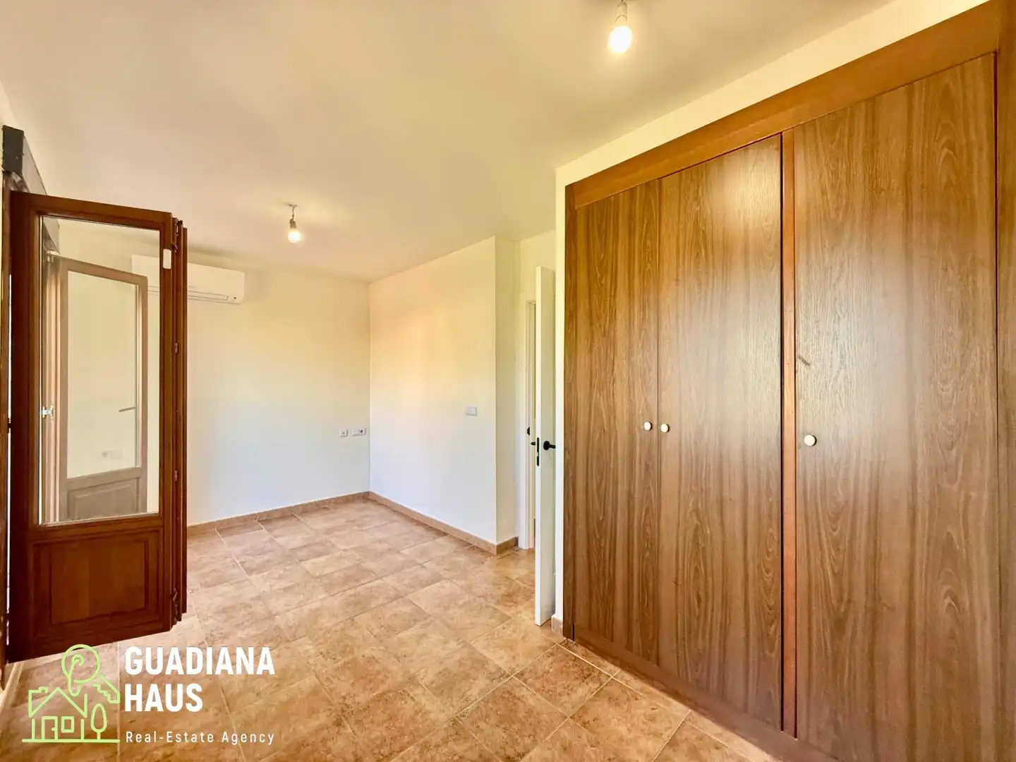 Casa a schiera con piscina in vendita a MIGUEL DE UNAMUNO 20, imagen 33