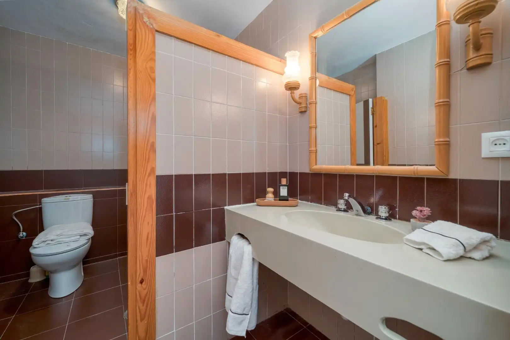 Bathroom of Detached homes for sale in Pozuelo de Alarcón  with Air Conditioner, Heating and Private garden