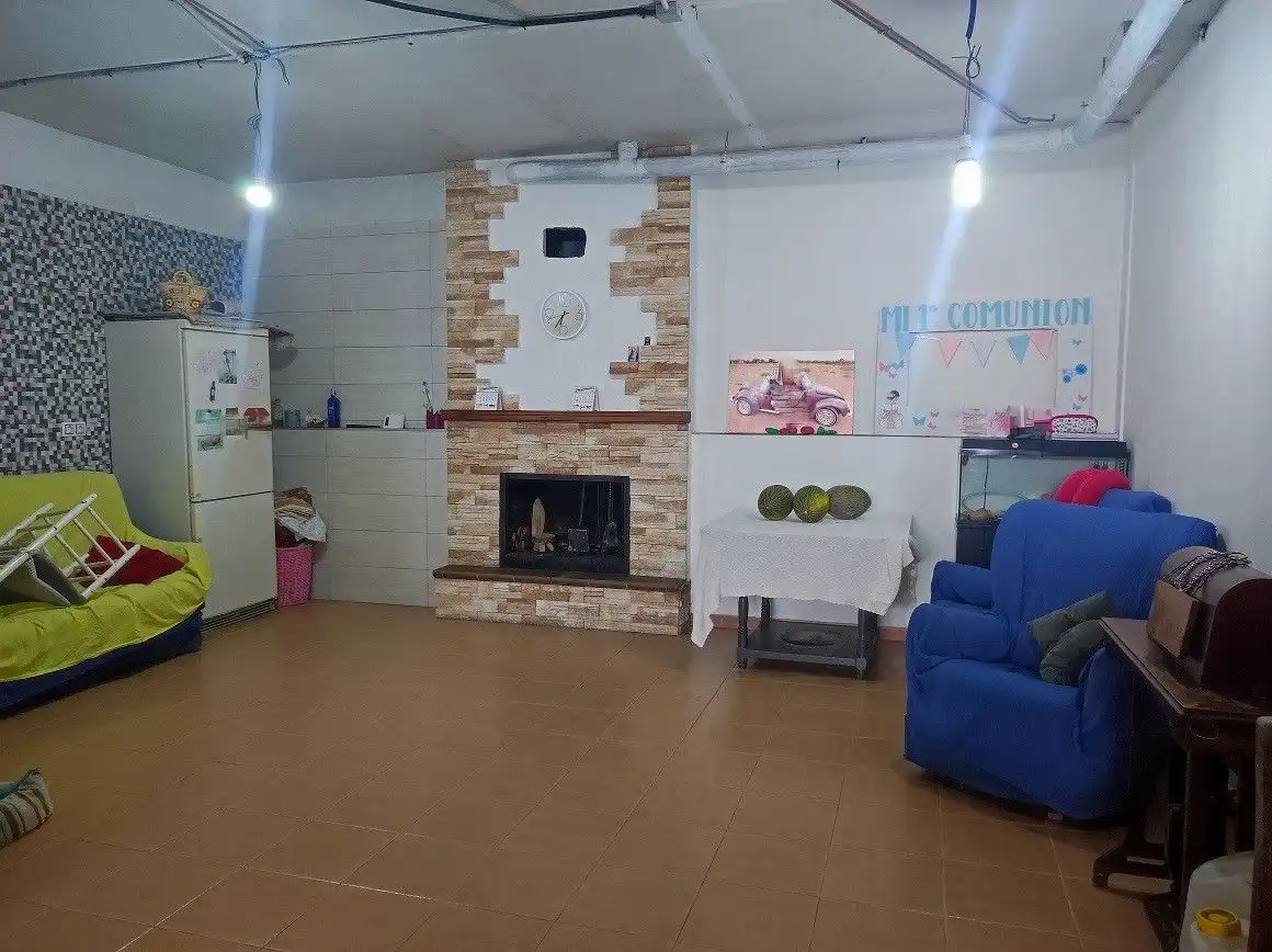 Adossat amb terrassa en venda a Tobarra, imagen 22