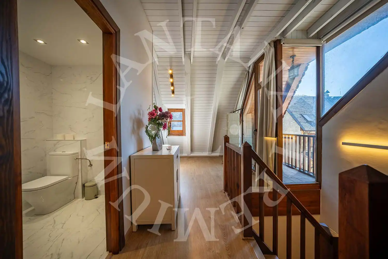 Casa adosada en venta en Naut Aran con Calefacción, Jardín privado y Terraza