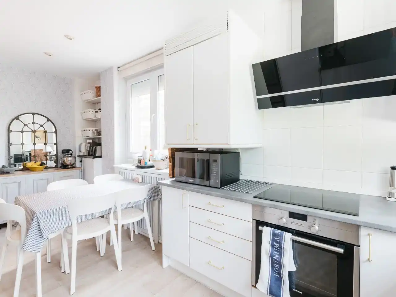 Cocina de Casa o chalet en venta en  Madrid Capital con Aire acondicionado y Piscina