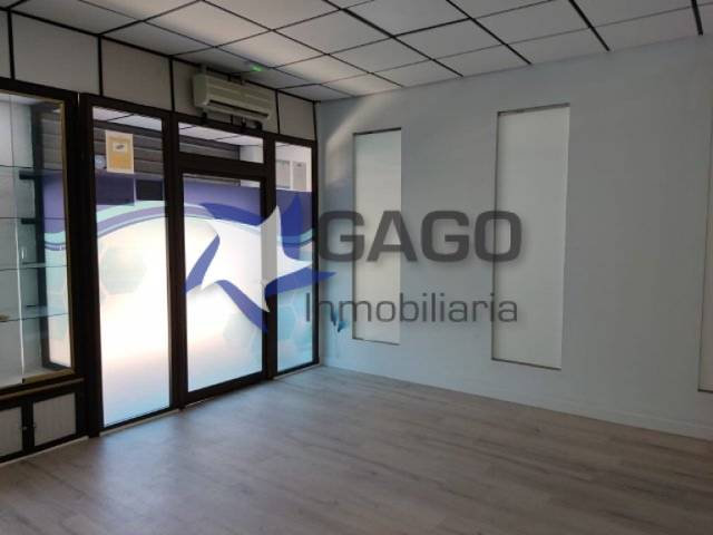 Local comercial en Alquiler en Santa Rosa - Valdeolleros