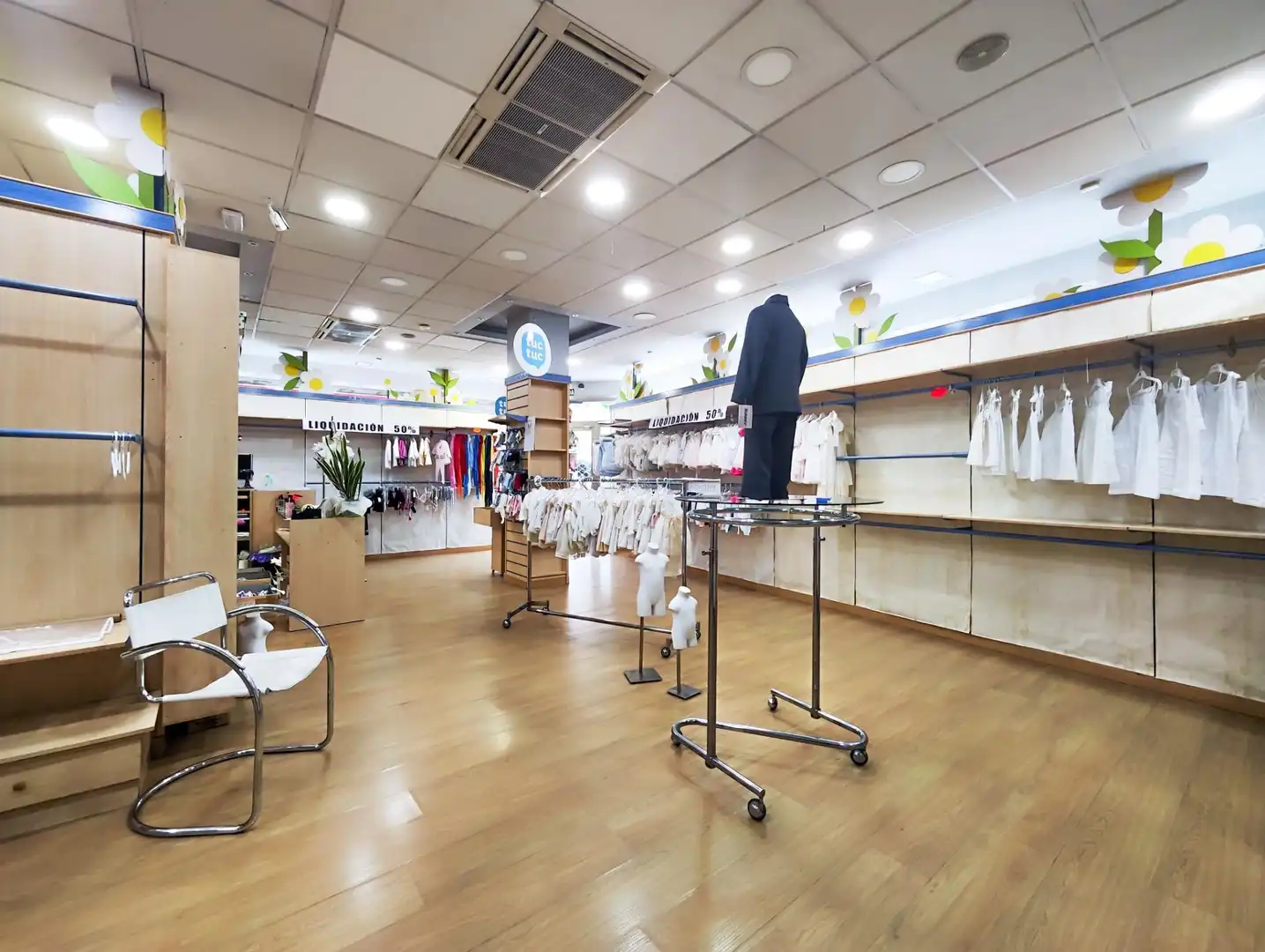 Commercial properties for rent in Puertollano  with Air Conditioner, Parquet flooring and Furnished