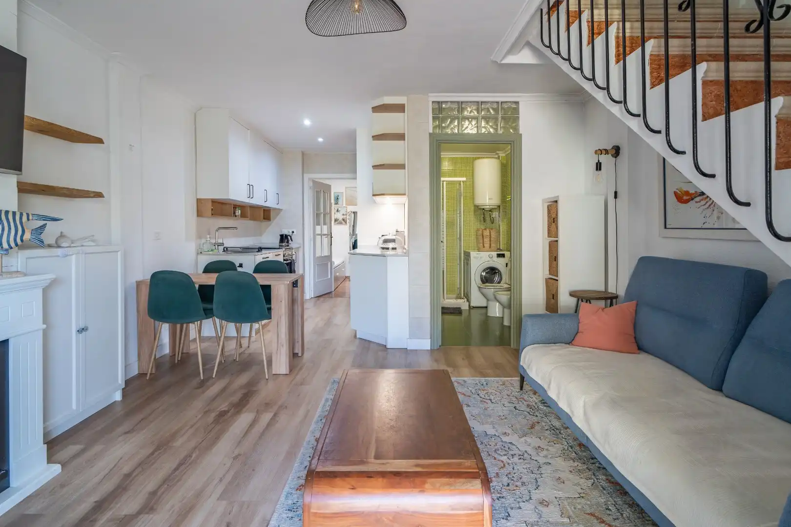 Sala de estar de Casa adosada en venta en San Pedro del Pinatar con Aire acondicionado, Calefacción y Terraza