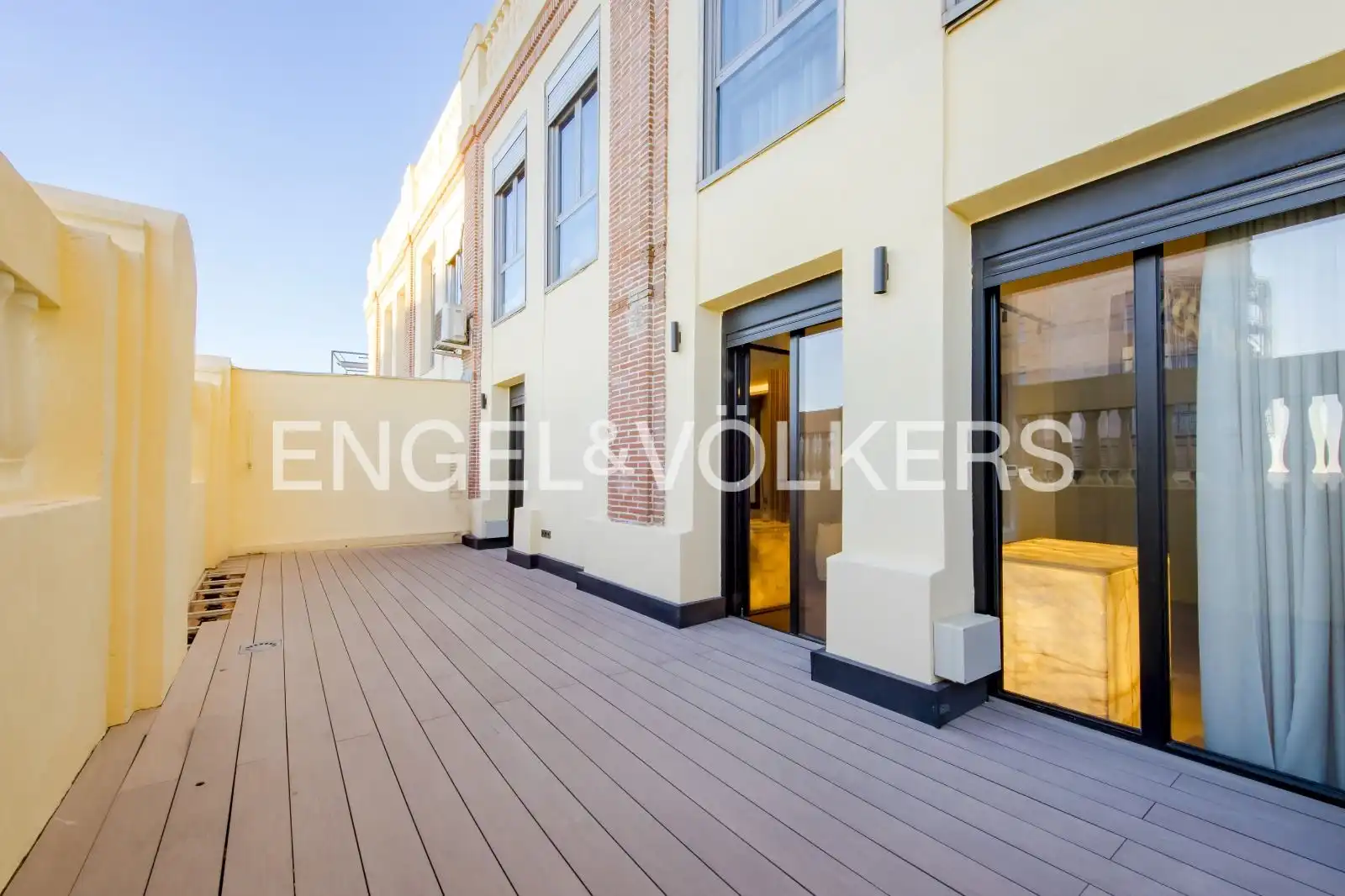 Terrace of Flat for rent in Centro