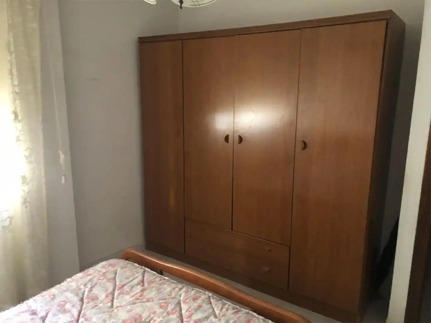 Dormitori de Casa adosada en venda en Costur