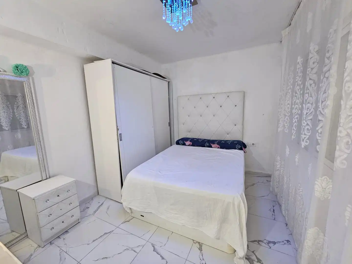Habitación de Piso en venta en Valencia con Aire acondicionado, Amueblado y Balcón