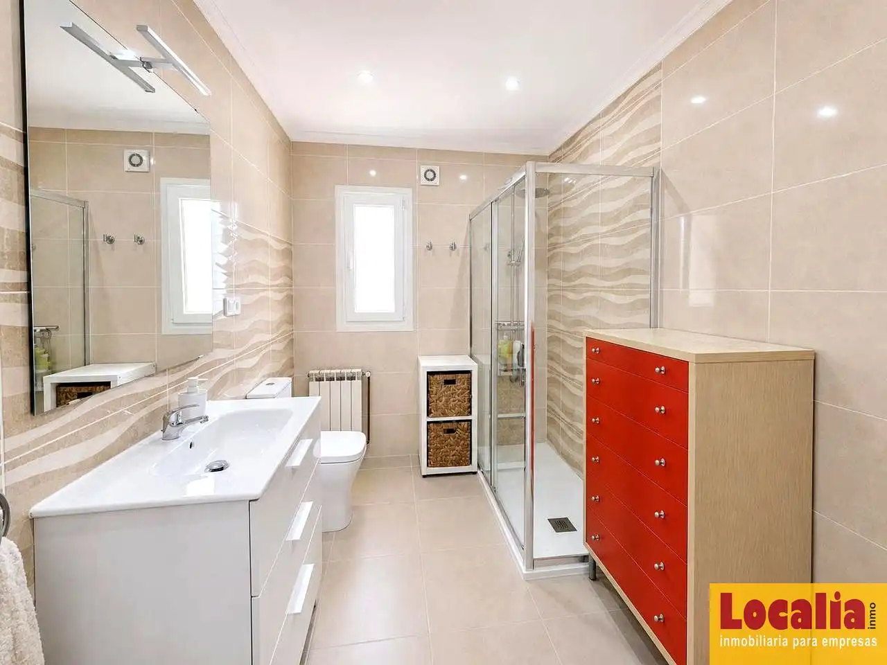 Baño de Casa o chalet en venta en Miengo con Jardín privado, Terraza y Amueblado