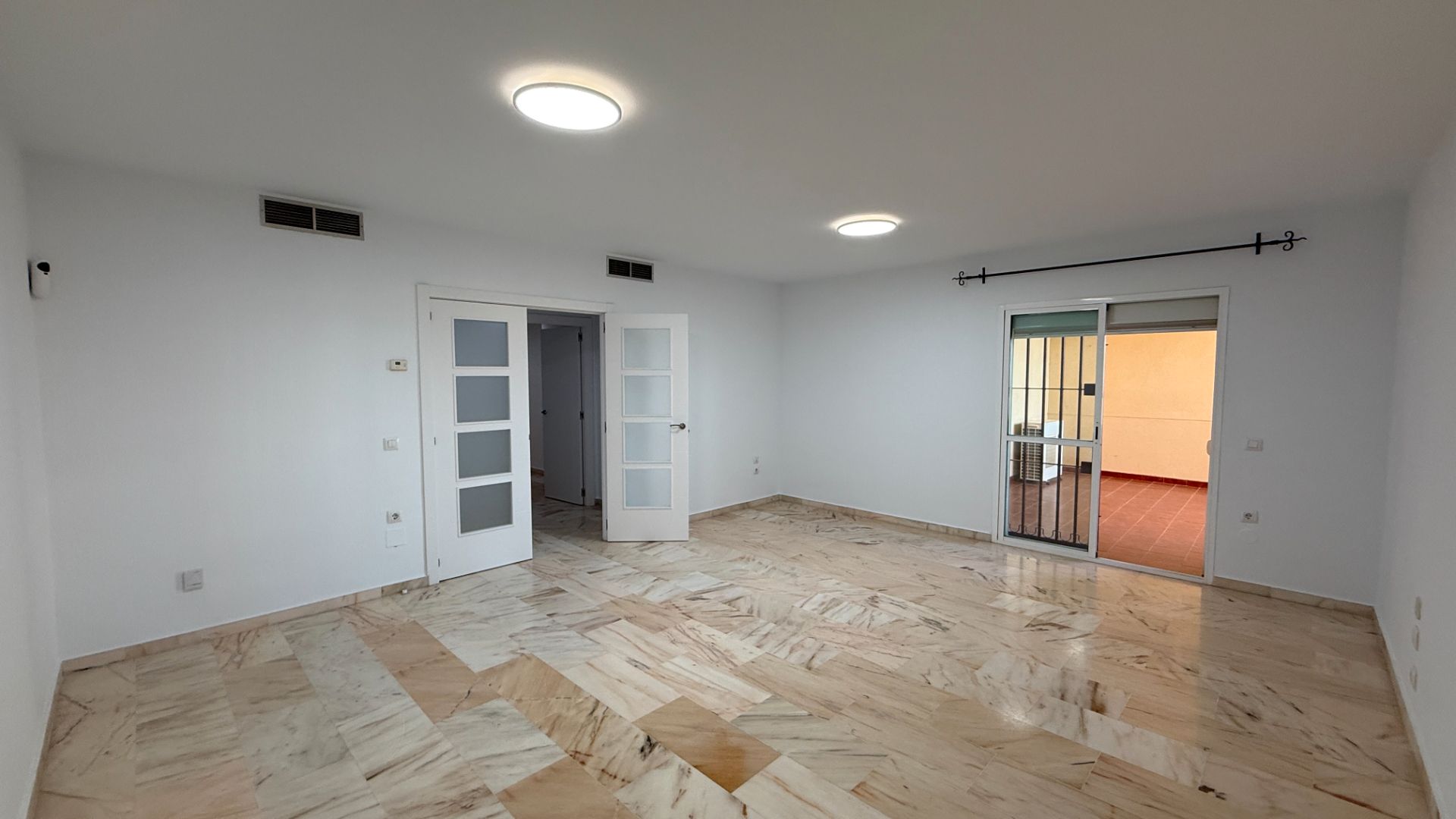 Flat to rent in Benalmádena  with Air Conditioner, Heating and Terrace