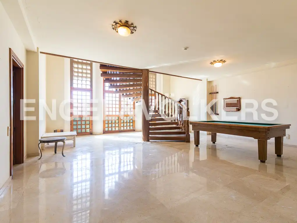 Houses for sale in Ontinyent  with Air Conditioner, Heating and Private garden
