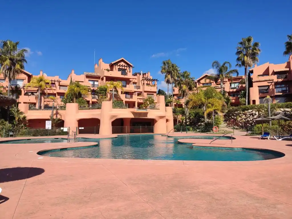 Piso de alquiler en Camino de la Boladilla, La Concha - Resina Golf, Selwo