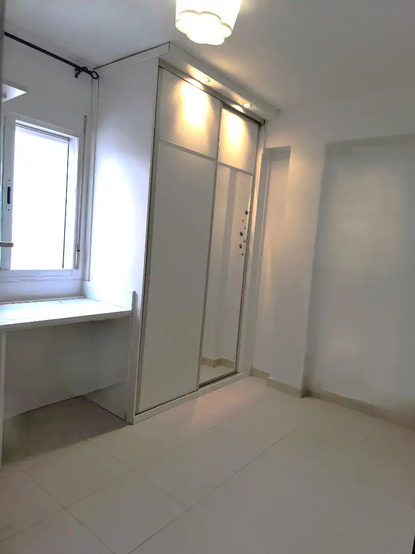 Bedroom of Flat for sale in Sevilla  with Air Conditioner, Heating and Balcony
