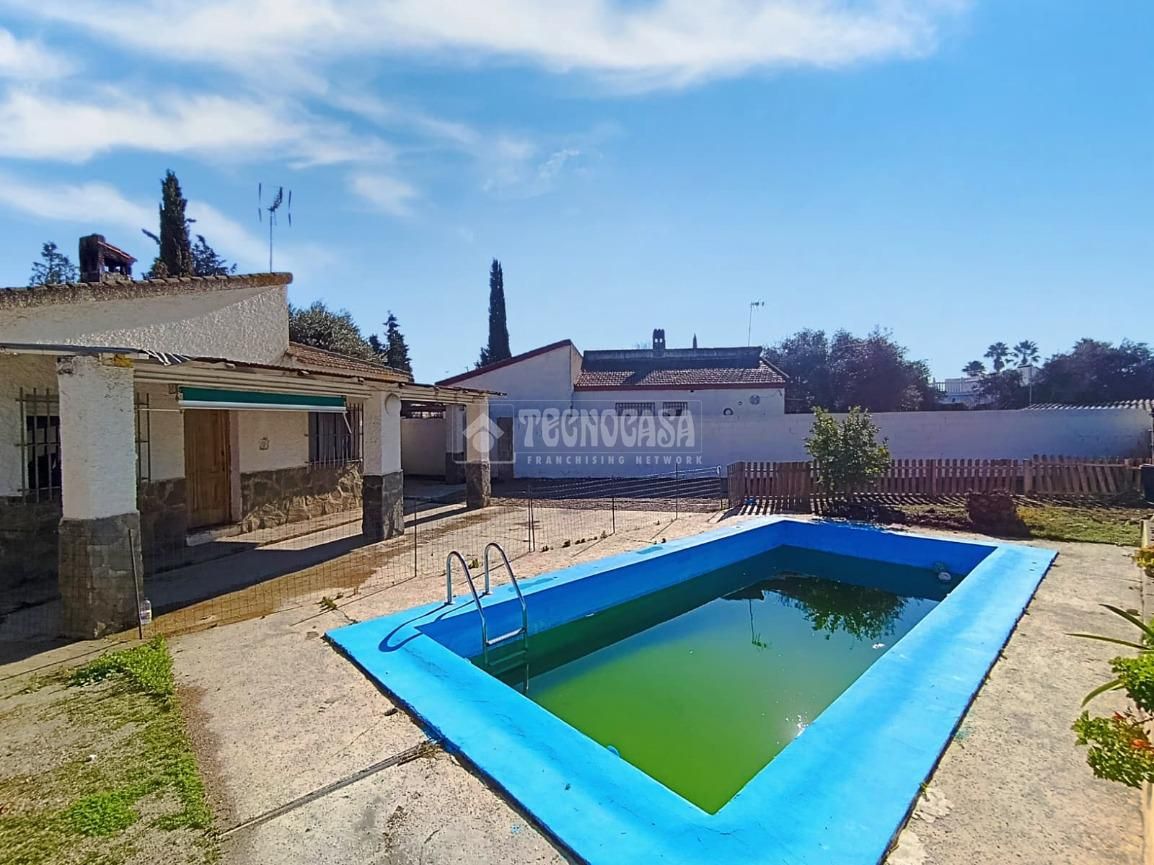 Piscina de Casa o xalet en venda en Las Gabias