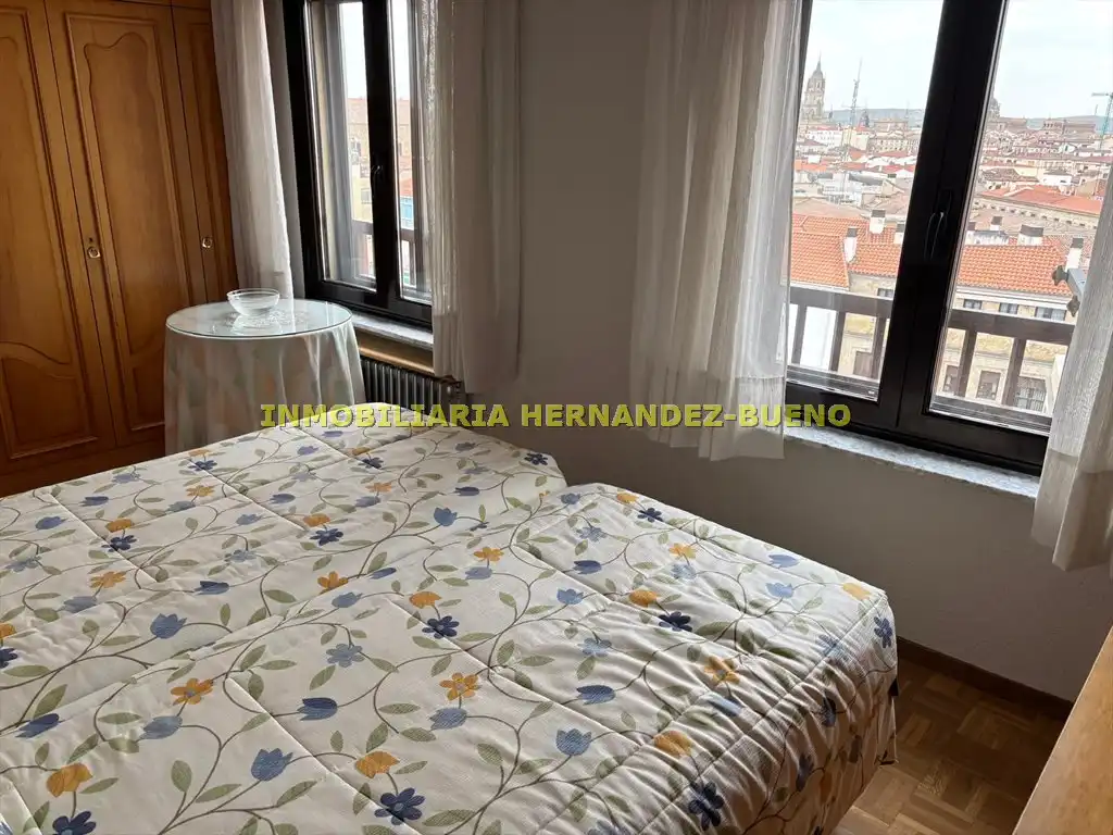 Bedroom of Flat for sale in Salamanca  with Heating and Balcony