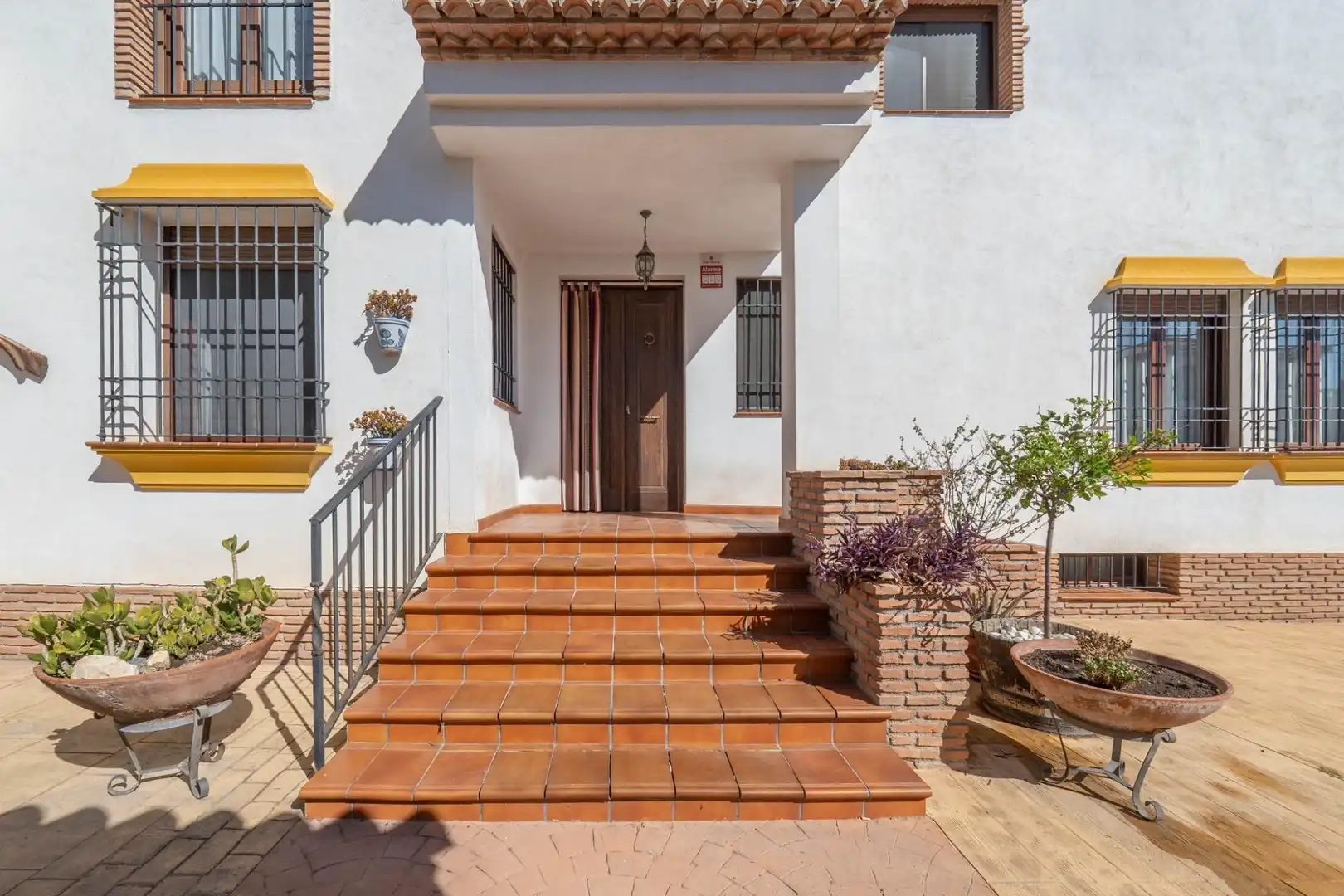 Villa avec terrasse à vendre à ALELIES (VENT)