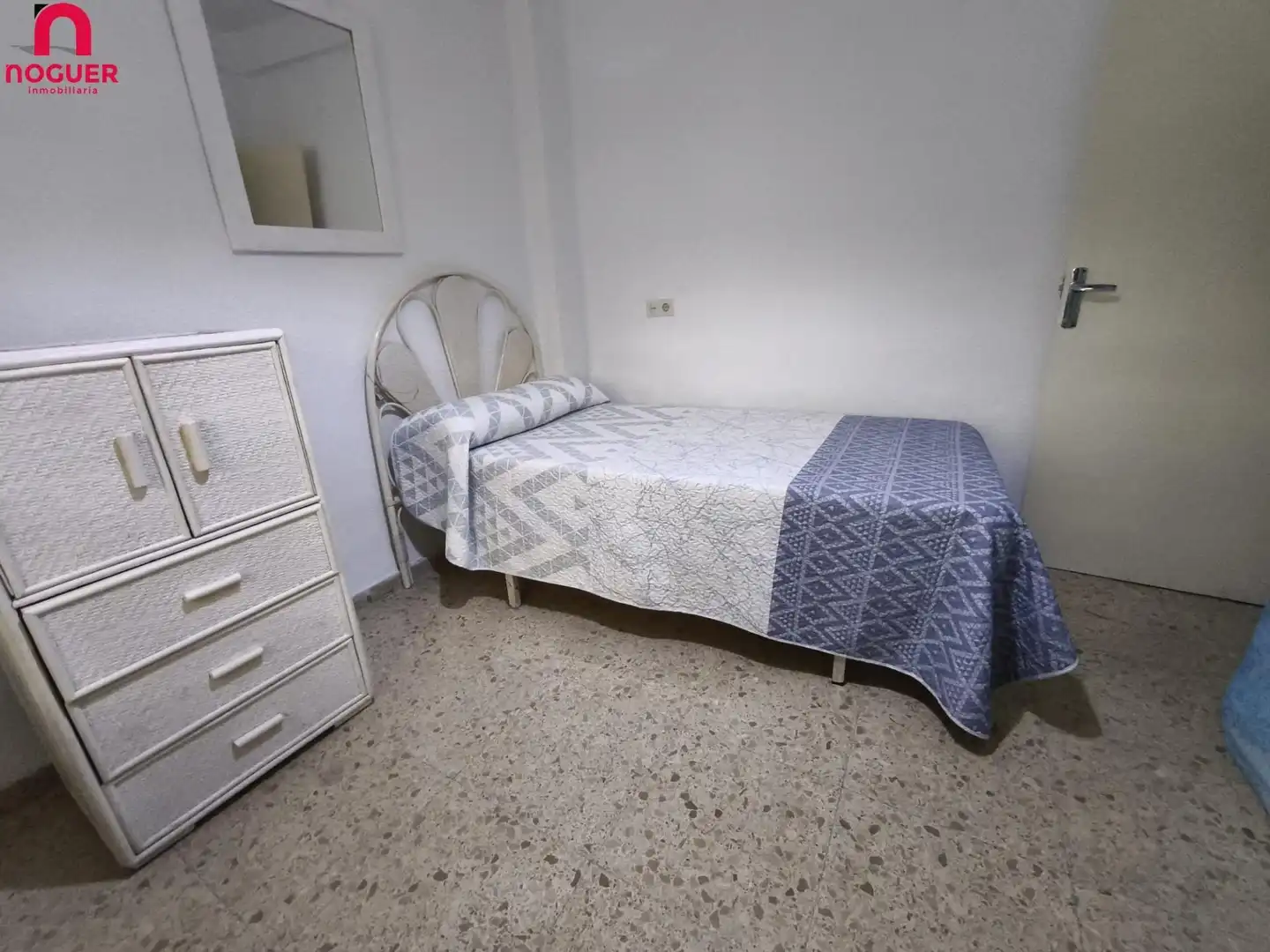 Habitación de Piso de alquiler en Córdoba con Aire acondicionado, Calefacción y Amueblado