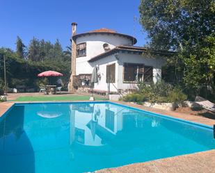 Jardí de Finca rústica en venda en Zalamea la Real amb Piscina