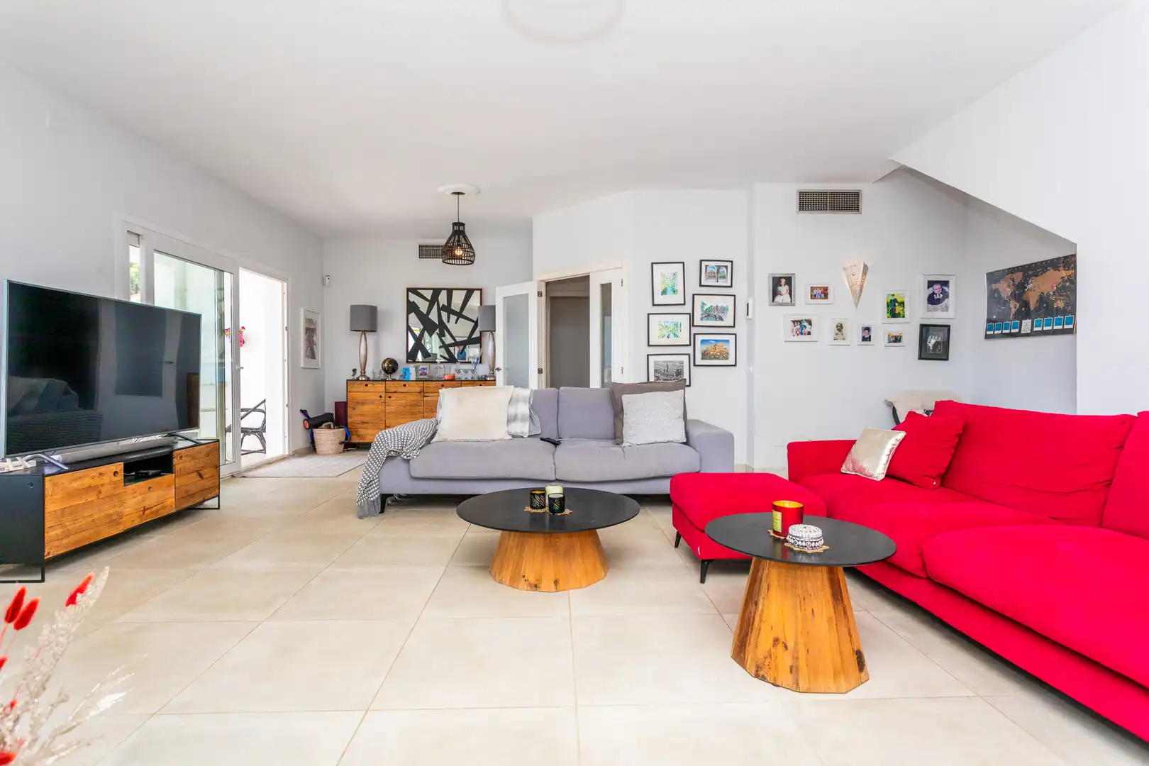 Living room of Houses for sale in Mijas  with Air Conditioner, Private garden and Terrace