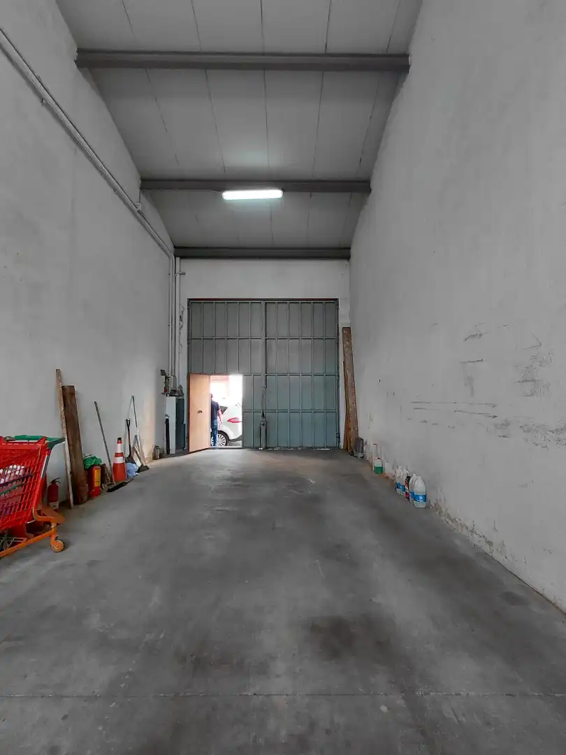 Nave industrial en venta en Badalona