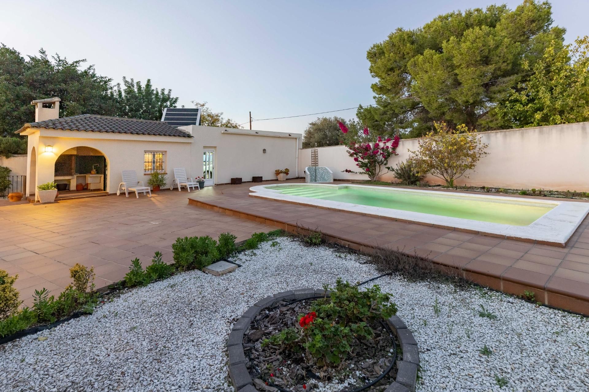 Piscina de Casa o chalet en venta en San Antonio de Benagéber con Jardín privado, Terraza y Piscina