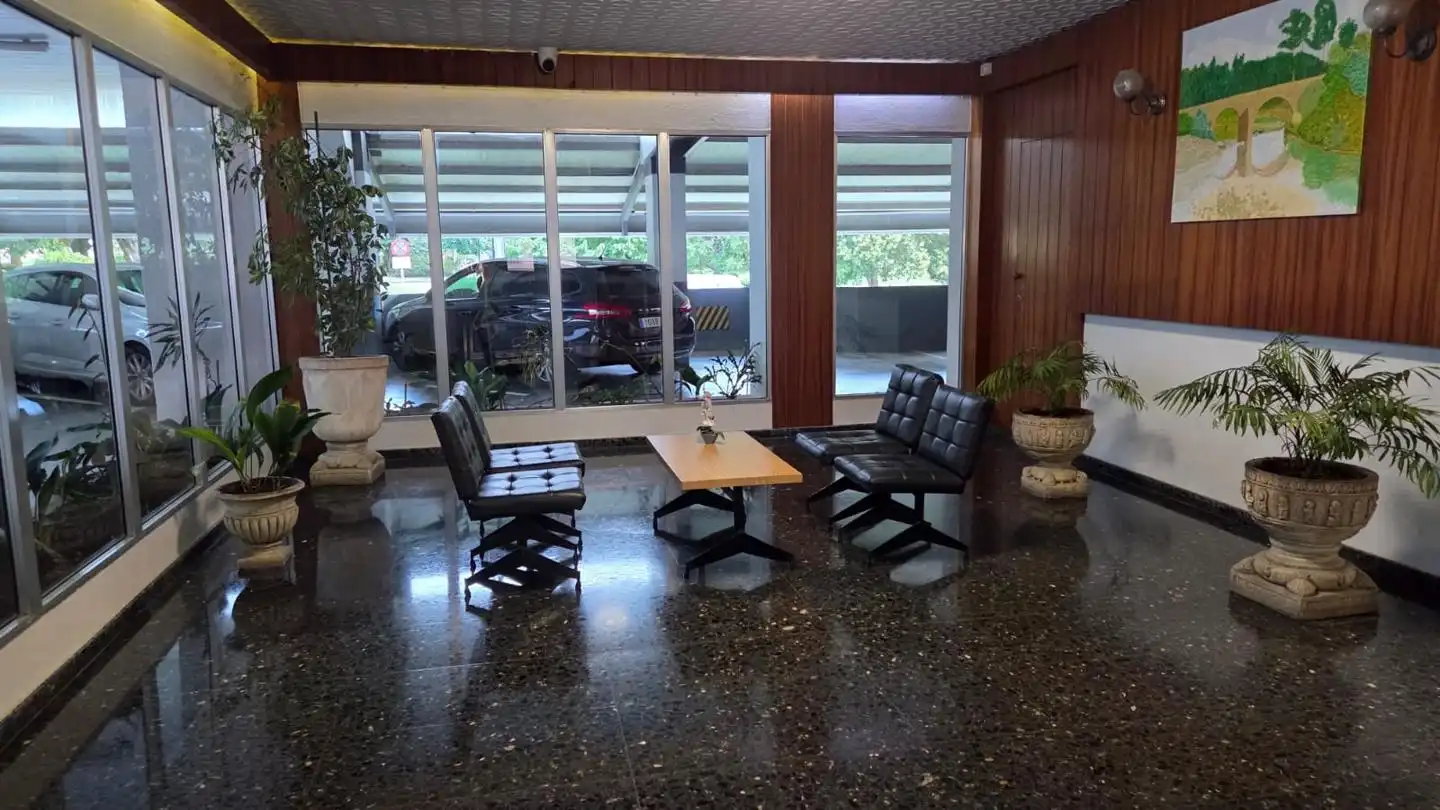 Flat for sale in Vigo   with Furnished