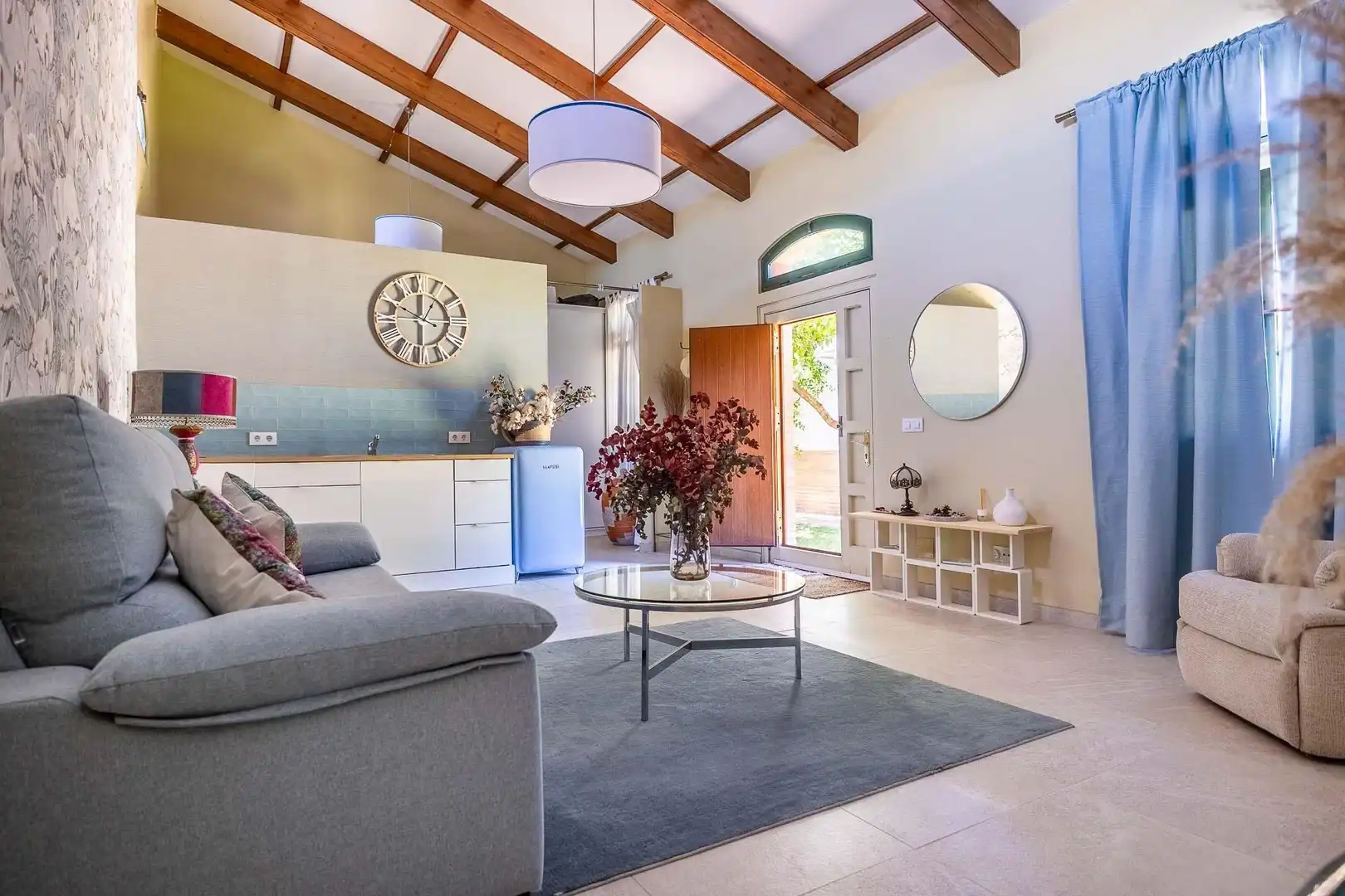 Living room of Houses for sale in Jerez de la Frontera  with Air Conditioner, Private garden and Terrace