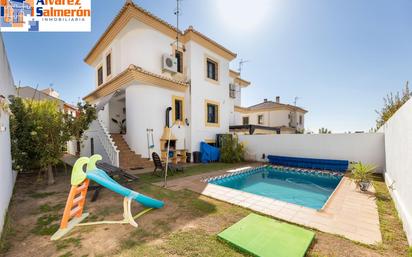 Garden of House or chalet for sale in  Madrid Capital  with Air Conditioner, Heating and Private garden