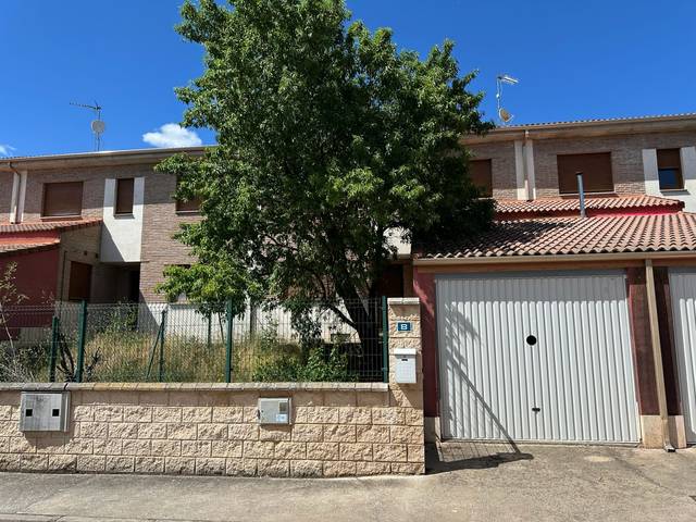 Casa adosada en Venta en Calle las Tejeras en Villariezo